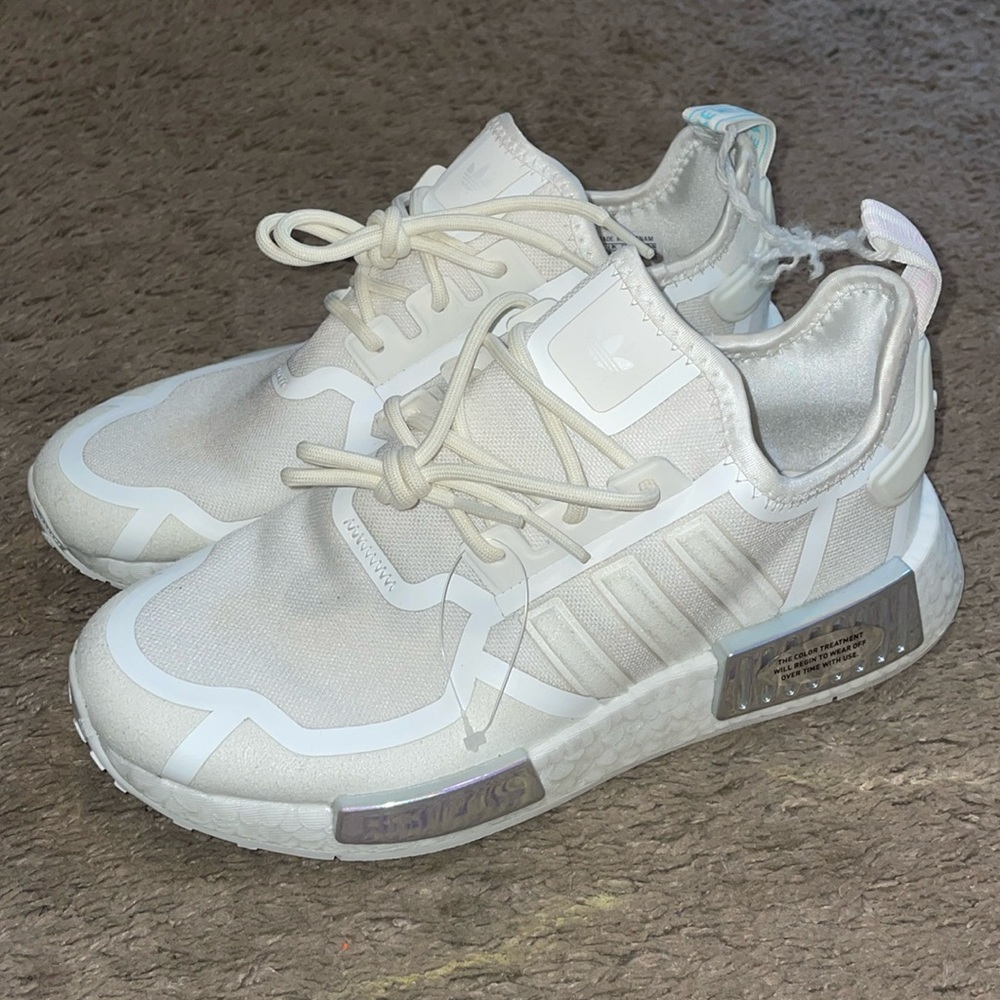 Adidas NMD_R1 J Core White Iridescent blue athletic youth/women shoes NWT - Picture 12 of 12